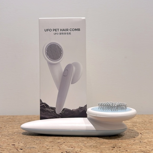 ☀️3/$20 New In Box: Pet hair comb - Picture 1 of 5